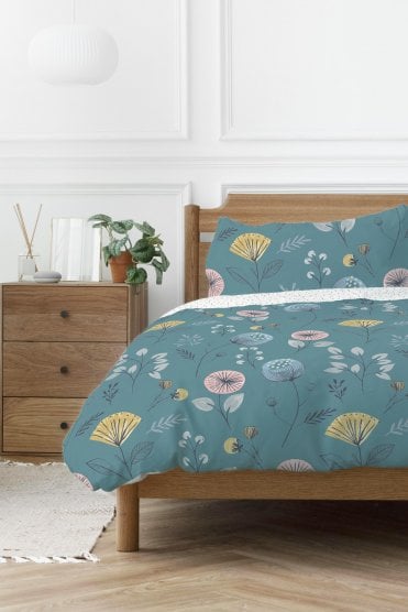 Olia Reversible Duvet Cover and Pillowcase Set