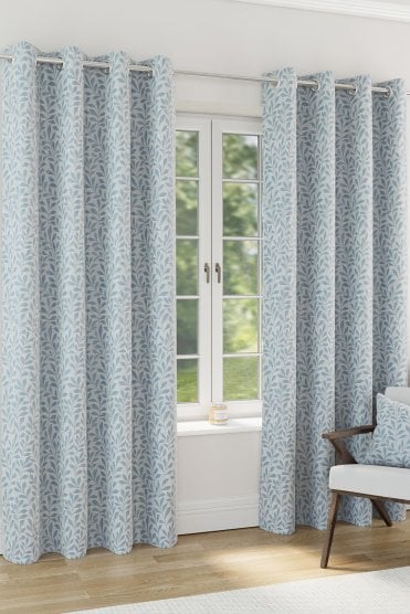 Sherwood Jacquard Leaf Design 100% Blackout Curtain