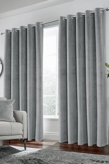 Hampton Blackout Velvet Readymade Curtain