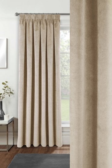 Oxford Velvet Blackout Thermal Readymade Single Door Curtain