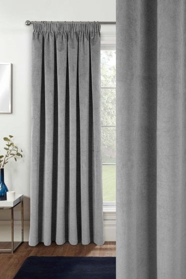 Oxford Velvet Blackout Thermal Readymade Single Door Curtain